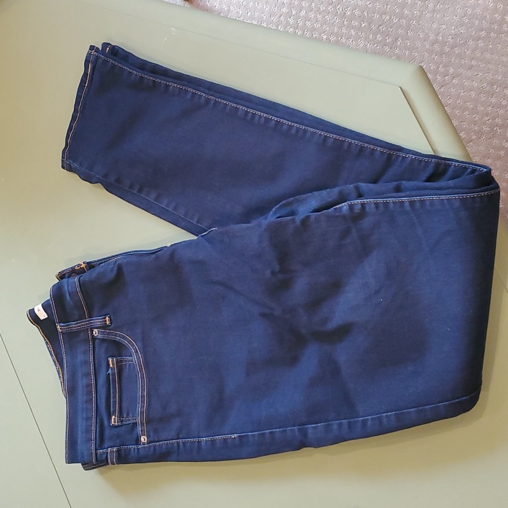 Levi skinny jeans